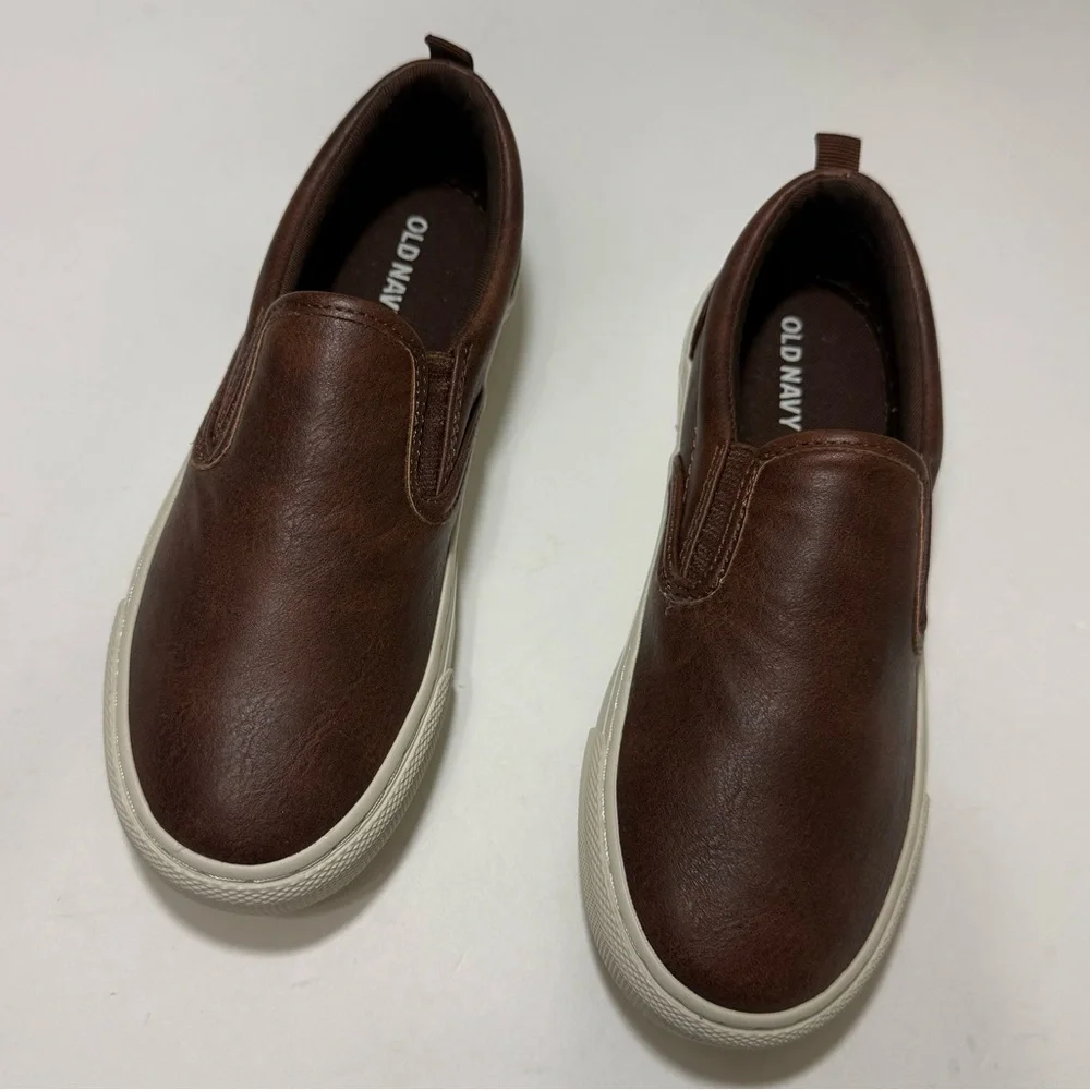 Old Navy Brown Slip-On Sneakers - Little Boys Size 1 *NWOT*